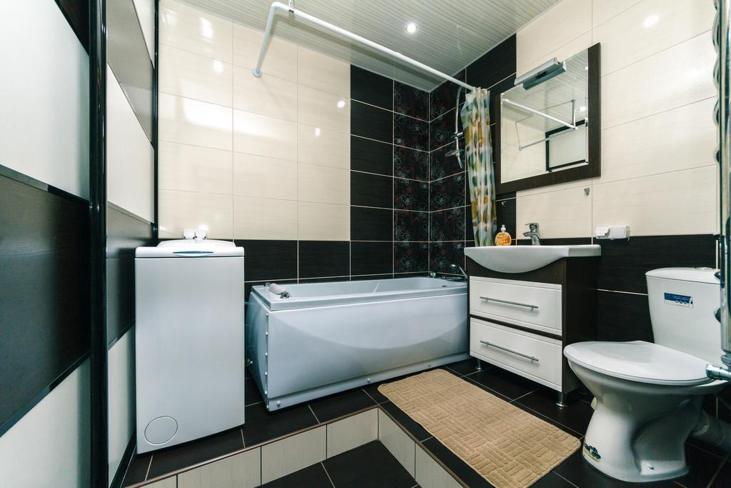Apartment On Urlovskaya 23A เคียฟ ภายนอก รูปภาพ