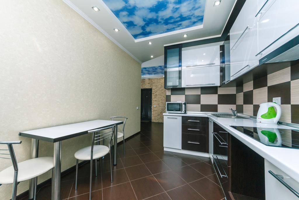 Apartment On Urlovskaya 23A เคียฟ ภายนอก รูปภาพ